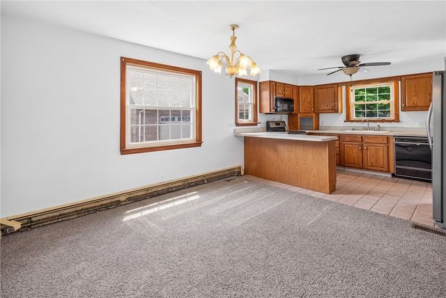 1424 Jackson Ave, New Castle, PA 16101