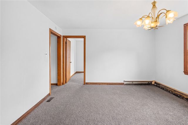 1424 Jackson Ave, New Castle, PA 16101