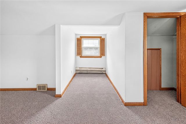 1424 Jackson Ave, New Castle, PA 16101