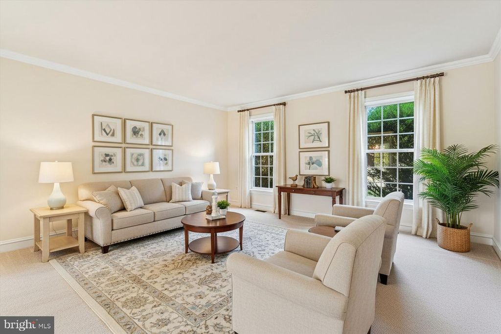 40941 SYCAMORE CREEK LN, Lovettsville, VA 20180