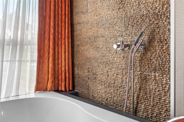 1606 S Bayshore Dr, Miami, FL 33133