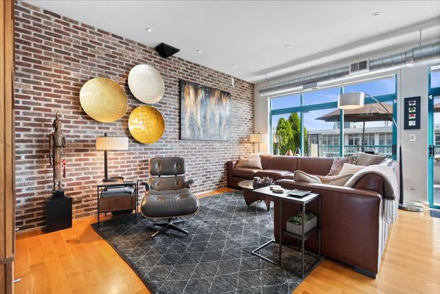 920 W MADISON Street 1003W, Chicago, IL 60607