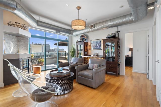920 W MADISON Street 1003W, Chicago, IL 60607