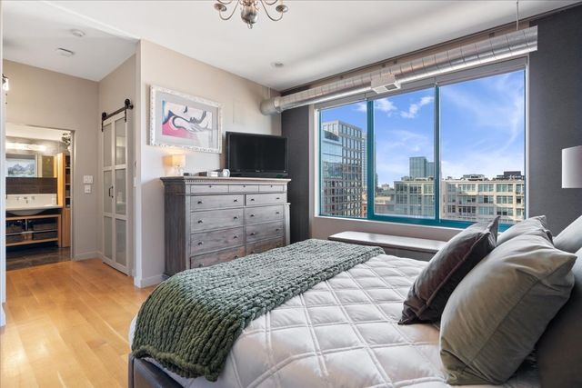 920 W MADISON Street 1003W, Chicago, IL 60607