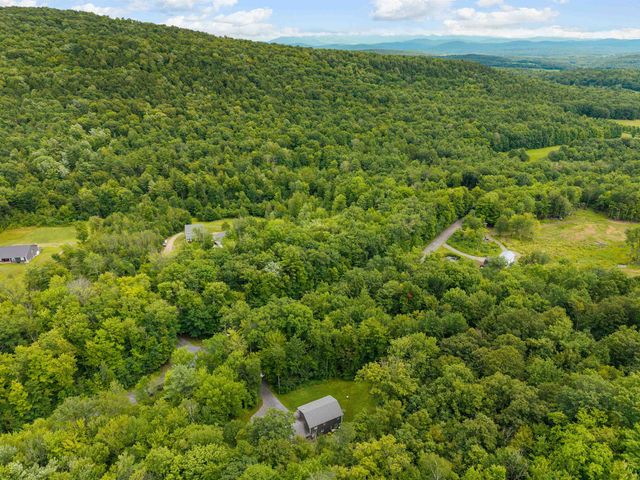 1315 Bovat Road, Georgia, VT 05454