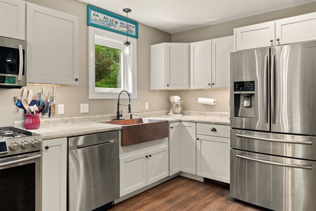1315 Bovat Road, Georgia, VT 05454