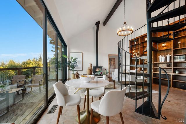 12303 Margie Ln, Glen Ellen, CA 95442