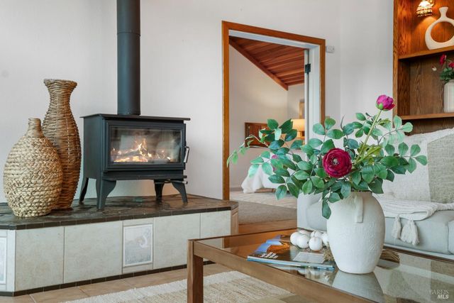 12303 Margie Ln, Glen Ellen, CA 95442