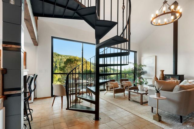 12303 Margie Ln, Glen Ellen, CA 95442