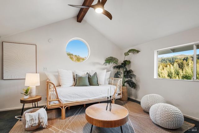 12303 Margie Ln, Glen Ellen, CA 95442