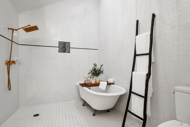 12303 Margie Ln, Glen Ellen, CA 95442