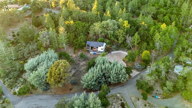 12303 Margie Ln, Glen Ellen, CA 95442