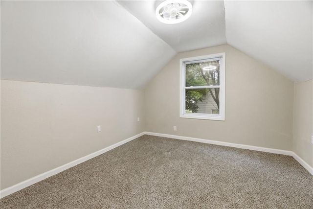 7504 E 49th Street, Kansas City, MO 64129