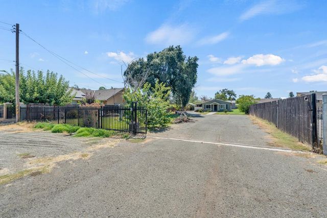 1116 Claire Ave, Sacramento, CA 95838