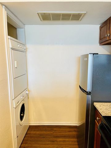 3410 Country Club Drive W 192, Irving, TX 75038