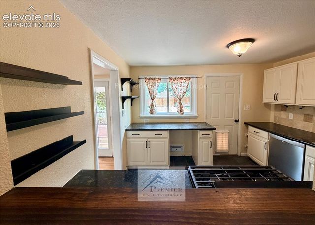 2140 Robin Drive, Colorado Springs, CO 80909