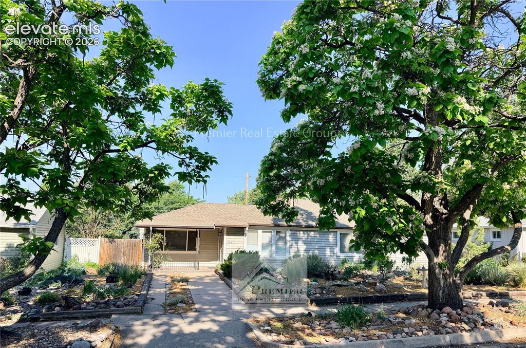 2140 Robin Drive, Colorado Springs, CO 80909