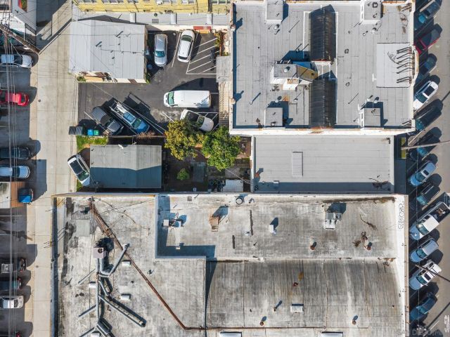 4975 Newport Ave., San Diego, CA 92107