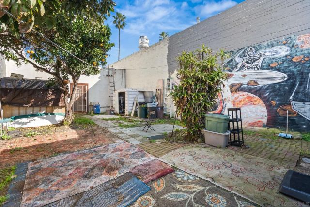 4975 Newport Ave., San Diego, CA 92107