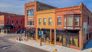 50 N Broadway Avenue, Aurora, IL 60505