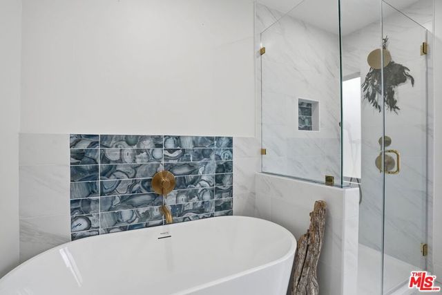 7530 & 7532 Gaviota Avenue, Van Nuys, CA 91406