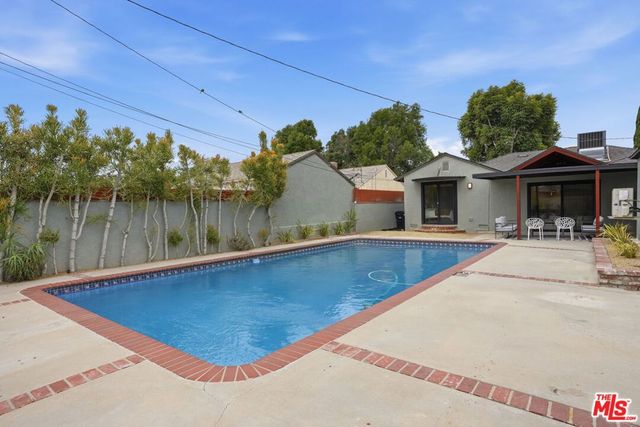 7530 & 7532 Gaviota Avenue, Van Nuys, CA 91406