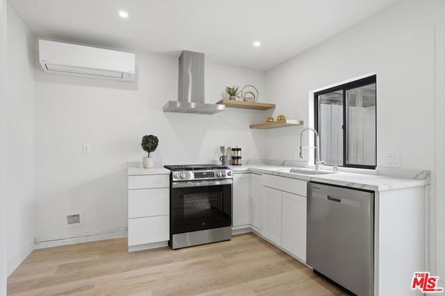 7530 & 7532 Gaviota Avenue, Van Nuys, CA 91406