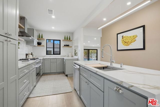 7530 & 7532 Gaviota Avenue, Van Nuys, CA 91406
