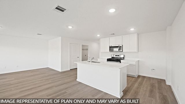 200 Paco Loop, Caldwell, TX 77836