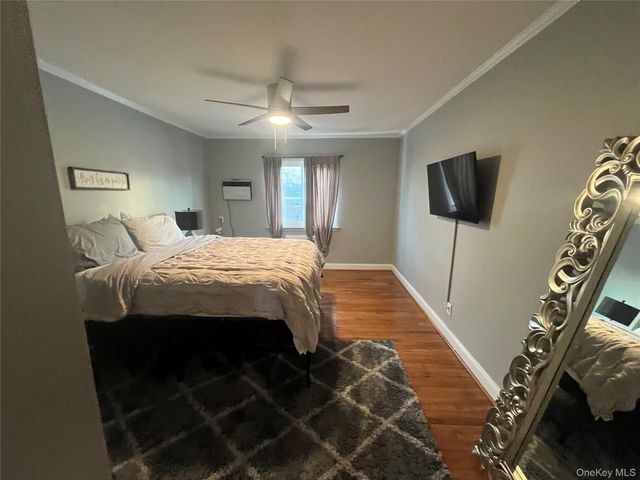 19811 Dunton Avenue 2A, Hollis, NY 11423