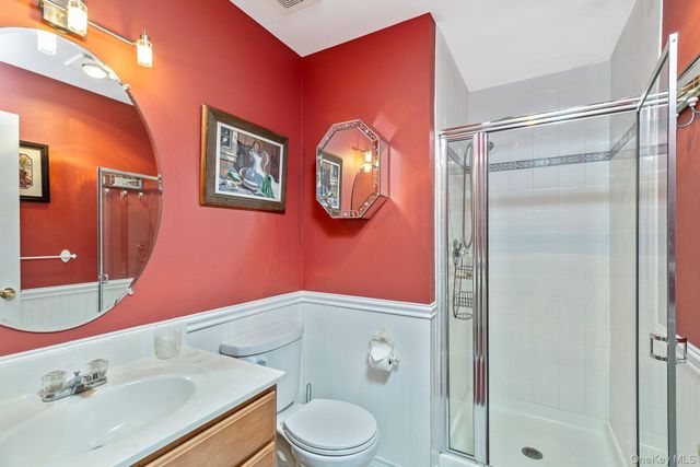 1204 Aerie Way 1204, East Quogue, NY 11942