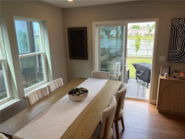 8705 SW Edgewater Drive, Blue Springs, MO 64064