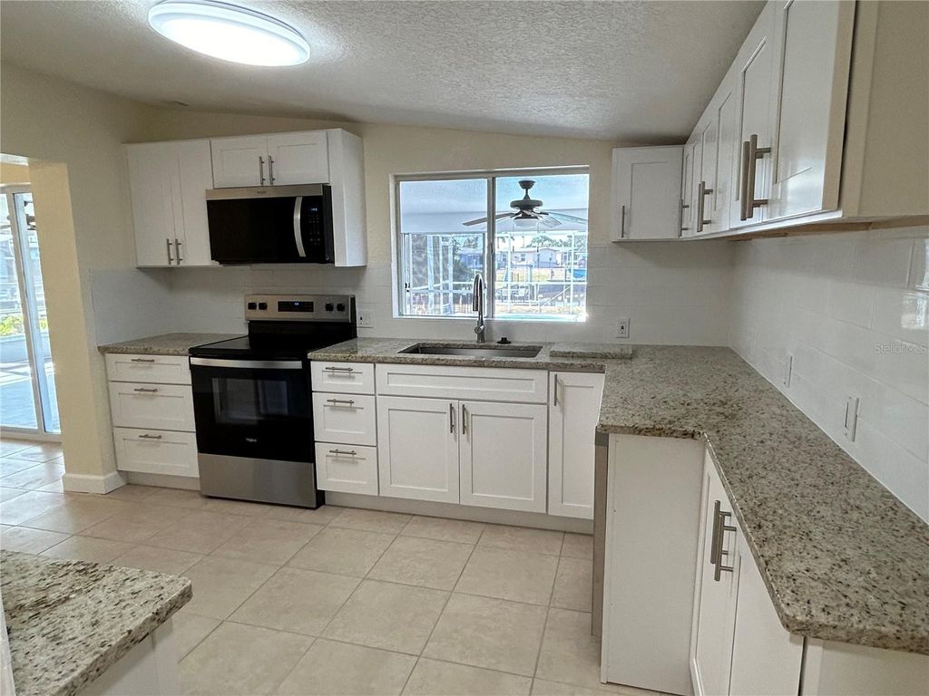 Image 25 of property listing at 4127 GARDNER DRIVE, Port Charlotte, FL 33952