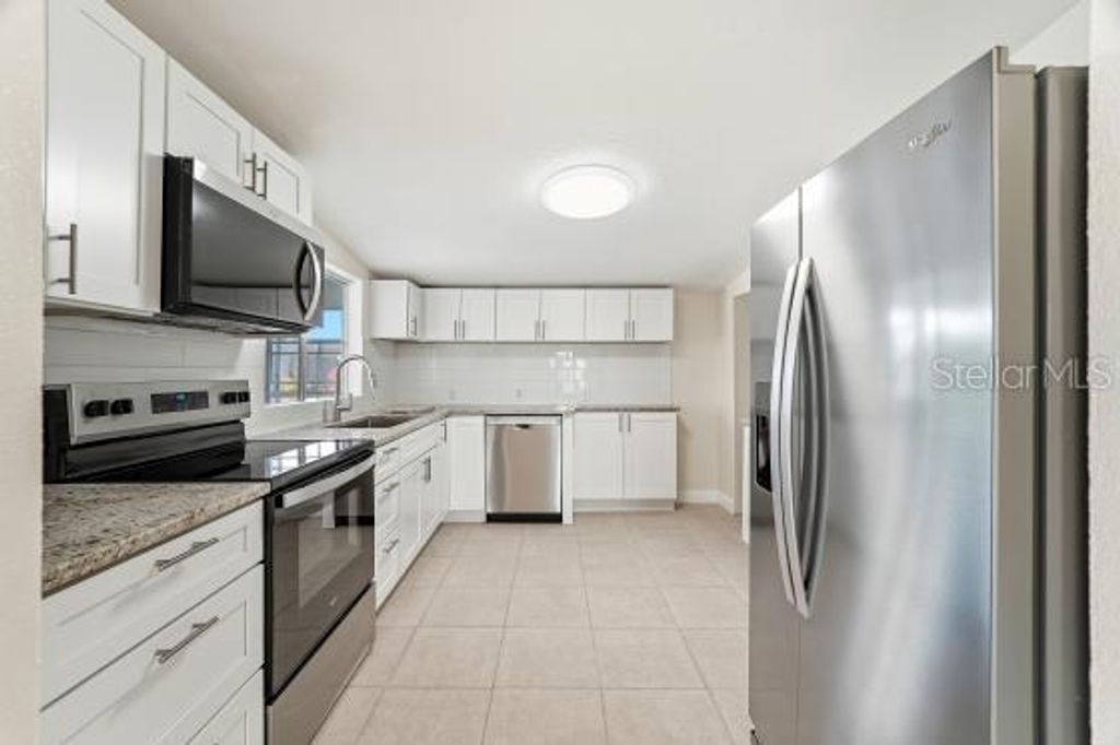 Image 26 of property listing at 4127 GARDNER DRIVE, Port Charlotte, FL 33952