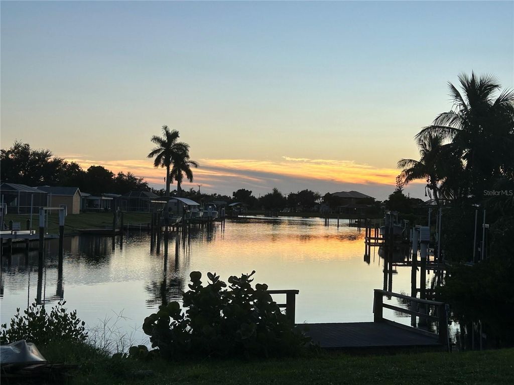 Image 53 of property listing at 4127 GARDNER DRIVE, Port Charlotte, FL 33952