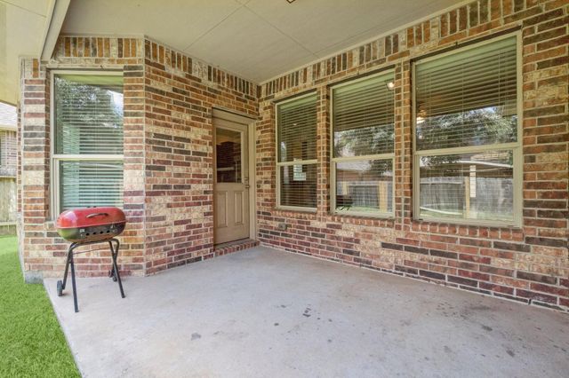 118 Red Deer Place, Montgomery, TX 77316