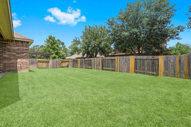 118 Red Deer Place, Montgomery, TX 77316