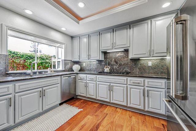 100 Danbury Lane, Redwood City, CA 94061