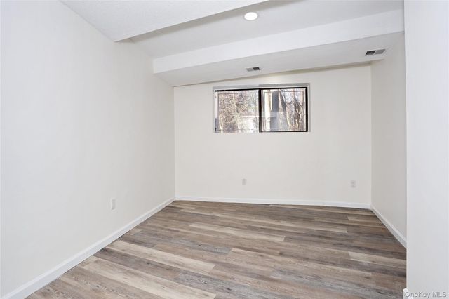 269 Treetop Circle, Nanuet, NY 10954