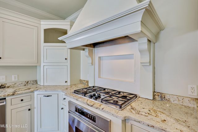 130 Bellemeade Drive, Clinton, MS 39056