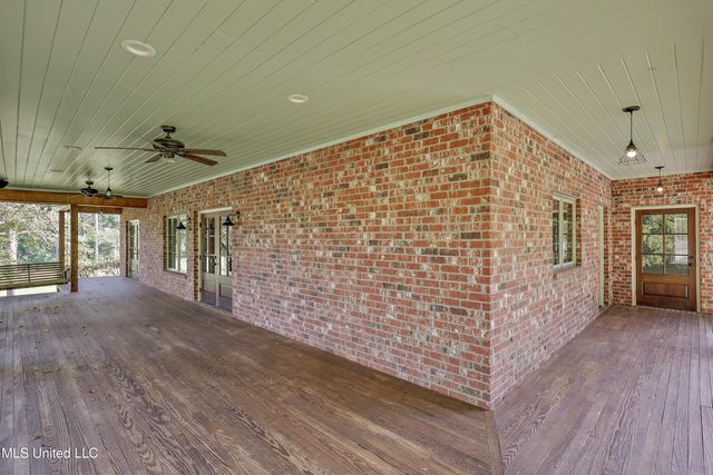 130 Bellemeade Drive, Clinton, MS 39056