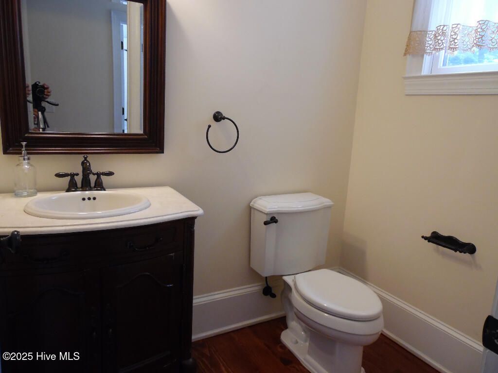 Image 24 of property listing at 680 N Bethesda Road, Southern Pines, NC 28387