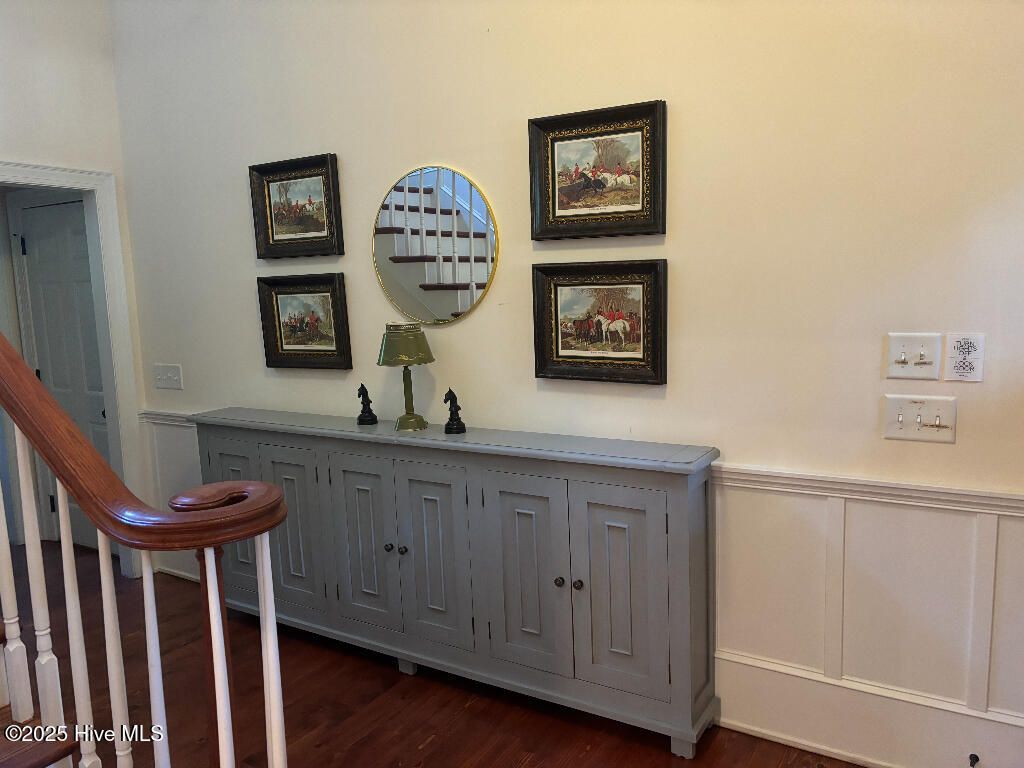 Image 6 of property listing at 680 N Bethesda Road, Southern Pines, NC 28387
