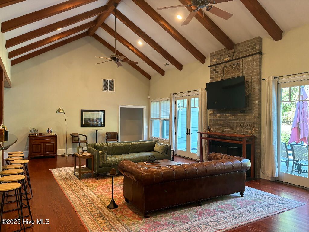Image 8 of property listing at 680 N Bethesda Road, Southern Pines, NC 28387