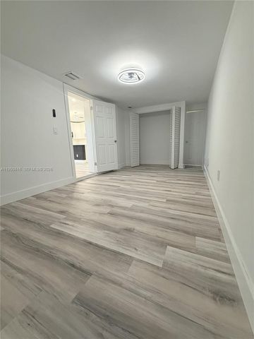 136 N Evergreen Dr, Lake Park, FL 33403