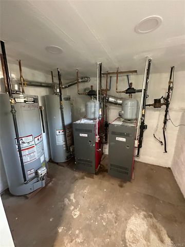 10708 132nd Street, Richmond Hill S., NY 11419