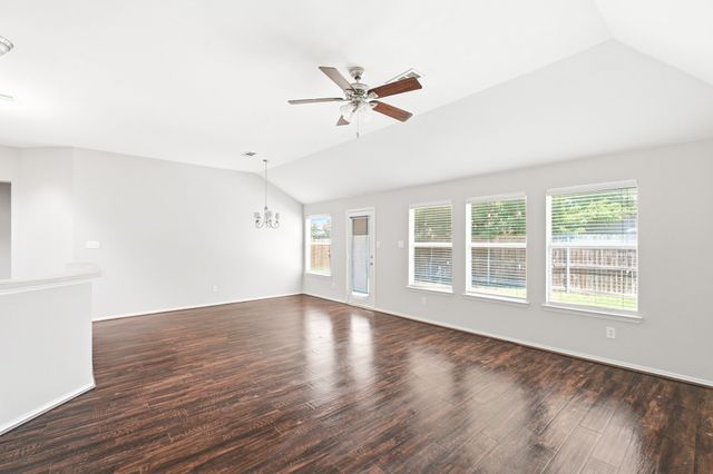 1215 Mallard Creek, Aubrey, TX 76227