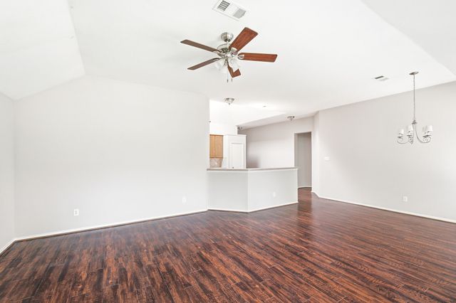 1215 Mallard Creek, Aubrey, TX 76227