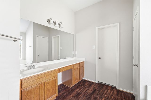 1215 Mallard Creek, Aubrey, TX 76227