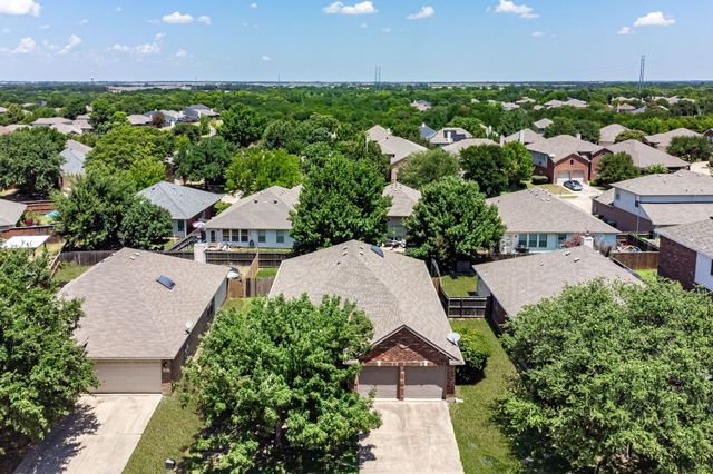 1215 Mallard Creek, Aubrey, TX 76227